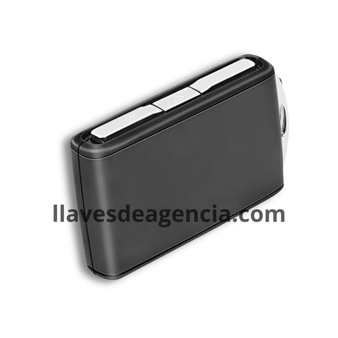 Detalle de carcasa llave inteligente Volvo mostrando membrana impermeable protectora en el cierre contra agua mojadas y caídas