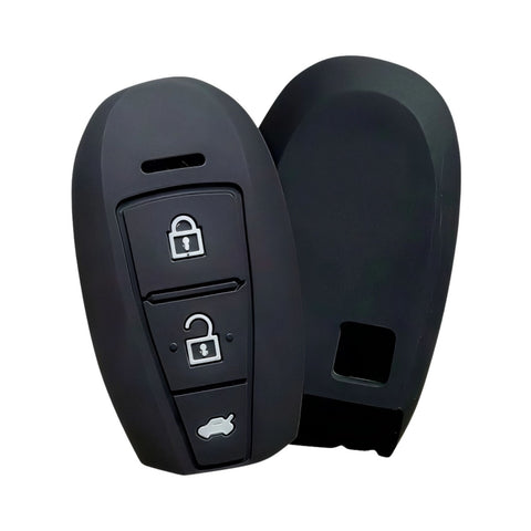 Vista lateral de funda de silicona para llave Suzuki Vitara Swift Kizashi 3 botones mostrando ajuste perfecto y acceso completo a botones