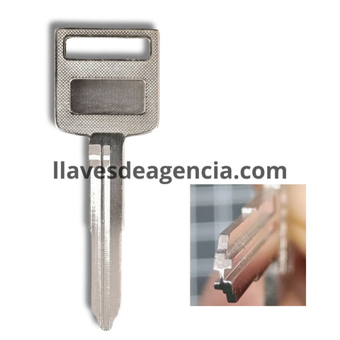 Llave virgen Suzuki SUZU12 SUZU12D de bronce con cubierta de níquel sin chip transponder requiere corte por cerrajero profesional